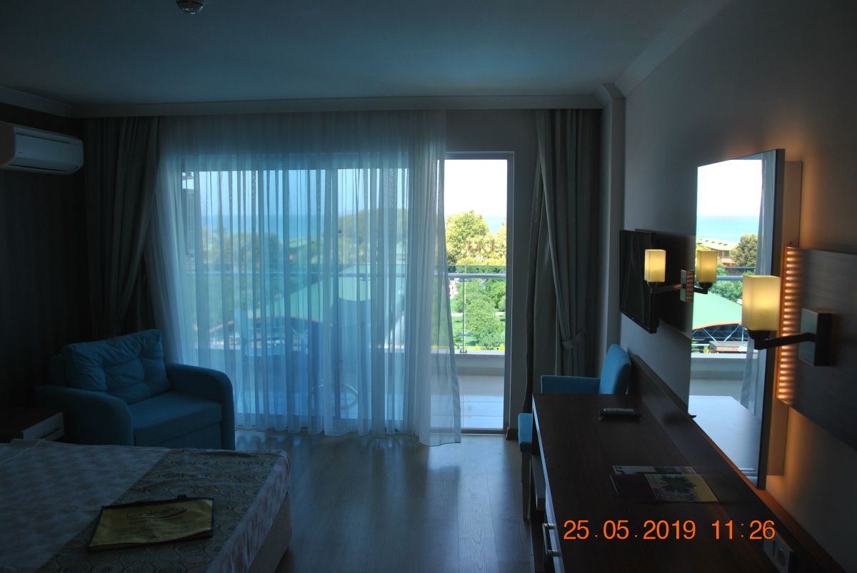 imagini hotel LONICERA RESORT